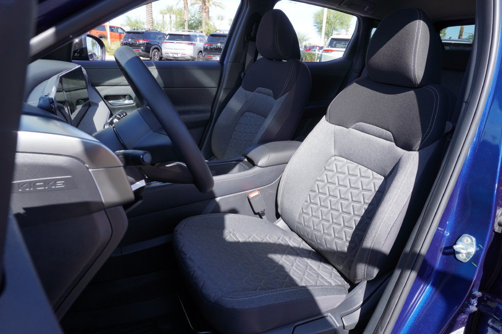 Certified 2026 Nissan Kicks SV FWD image 13