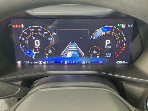 Used 2024 Chevrolet Colorado Trail Boss AWD/4WD image 16
