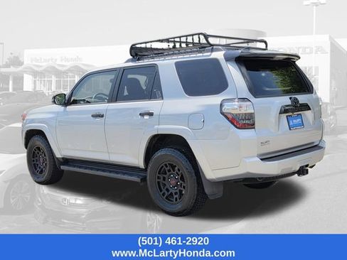 Used 2021 Toyota 4Runner Venture w/ Moonroof Package AWD/4WD image 3