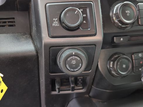 Used 2017 Ford F150 XLT w/ Equipment Group 302A Luxury image 18