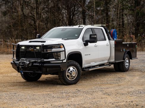 New 2026 Chevrolet Silverado 3500 LT w/ Convenience Package image 7