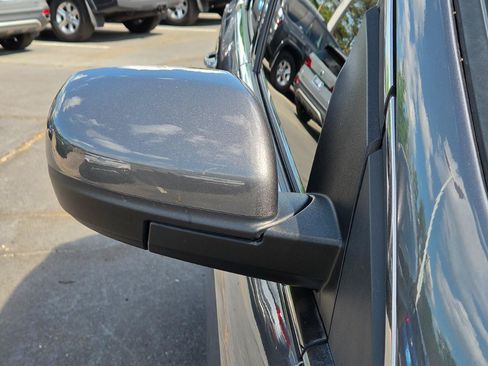 Used 2024 Ford Edge SEL AWD/4WD image 12