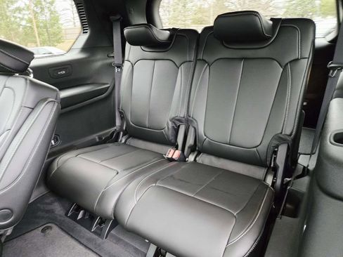 New 2025 Jeep Grand Cherokee L Limited image 14