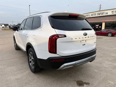Used 2021 Kia Telluride EX image 5