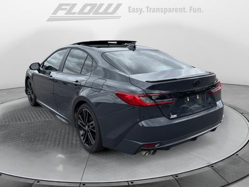 Used 2025 Toyota Camry XSE image 5