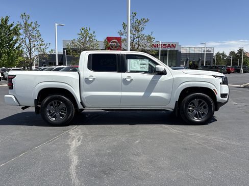 New 2026 Nissan Frontier SV w/ SV Convenience Package AWD/4WD image 2