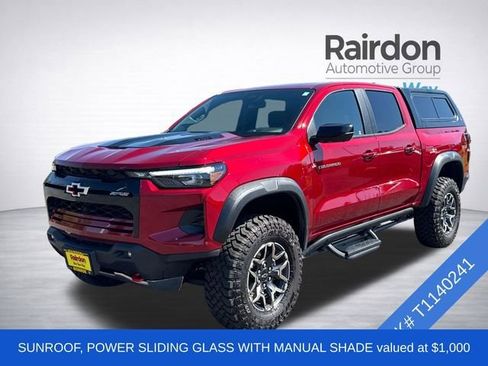 Used 2026 Chevrolet Colorado ZR2 w/ Technology Package AWD/4WD image 3