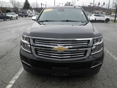 Used 2018 Chevrolet Tahoe Premier image 2