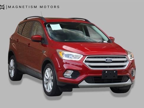 Used 2019 Ford Escape SEL AWD/4WD image 4