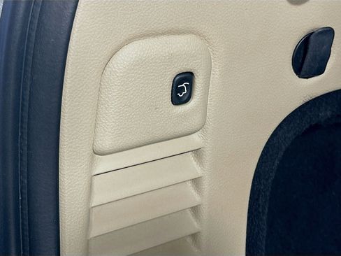 Used 2018 Jeep Grand Cherokee Limited image 29