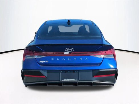 New 2026 Hyundai Elantra SEL Sport image 6