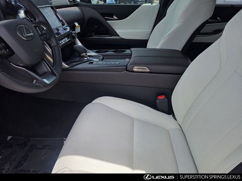 New 2026 Lexus LX 700h Luxury AWD/4WD image 12