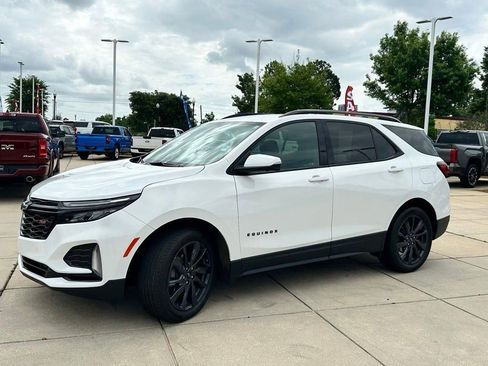 Used 2024 Chevrolet Equinox RS FWD image 26