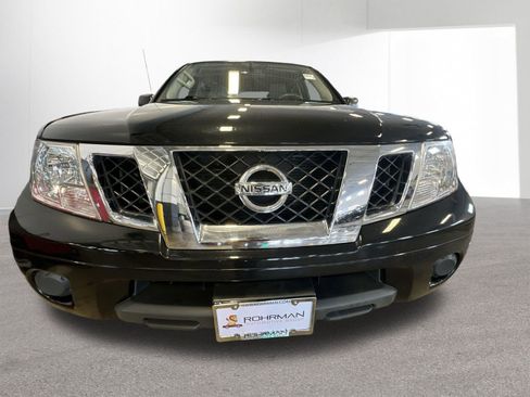 Used 2018 Nissan Frontier SV image 25