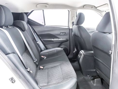 Used 2023 Nissan Kicks SV FWD image 34