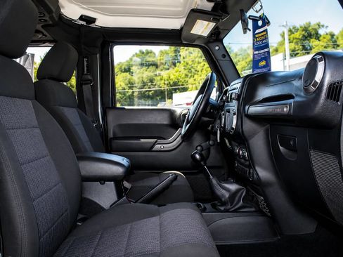 Used 2012 Jeep Wrangler Sport AWD/4WD image 16