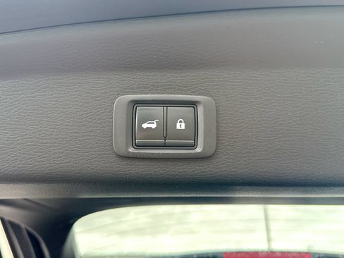 Used 2022 Mitsubishi Outlander SEL Black Edition AWD/4WD image 16
