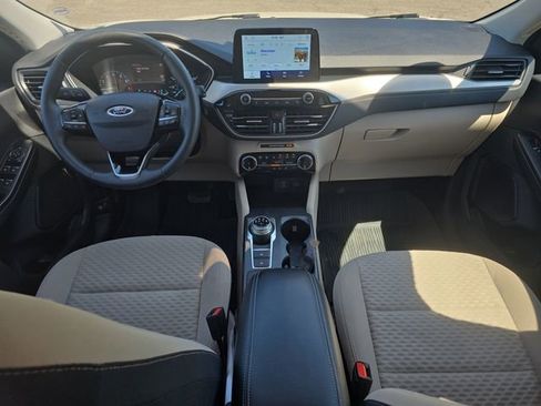 Certified 2022 Ford Escape SE w/ Convenience Package FWD image 30