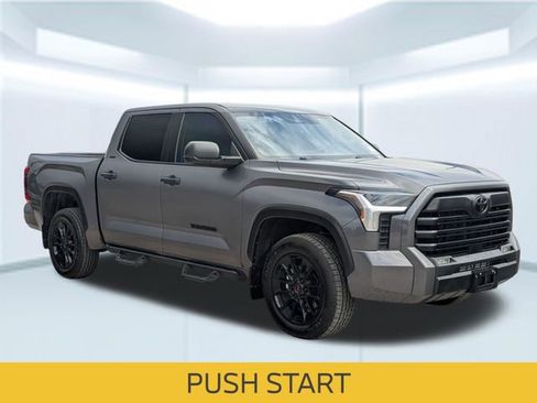 Used 2024 Toyota Tundra SR5 image 9
