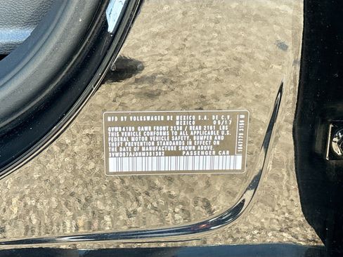 Used 2017 Volkswagen Jetta SE image 39