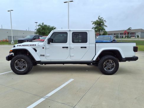 Used 2020 Jeep Gladiator Rubicon w/ Safety Group AWD/4WD image 8