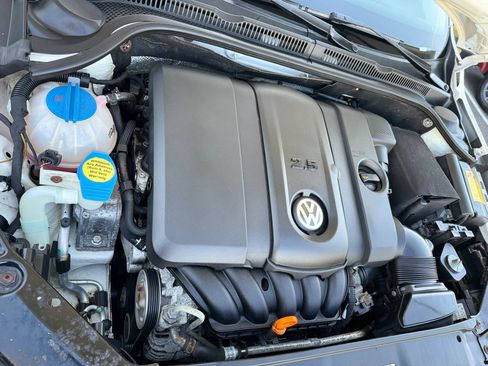 Used 2011 Volkswagen Jetta SE image 35