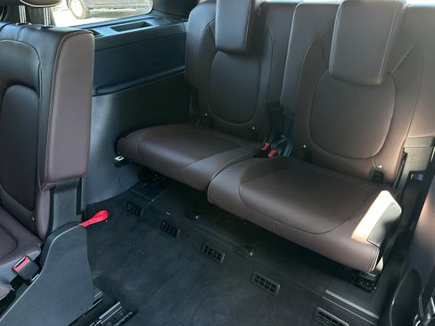 New 2025 Volkswagen ID. Buzz Pro S image 13