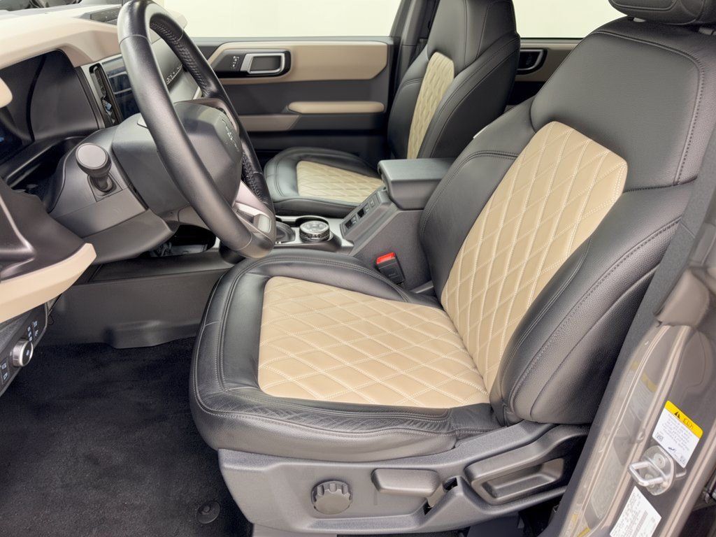 Used 2021 Ford Bronco Wildtrak AWD/4WD image 5