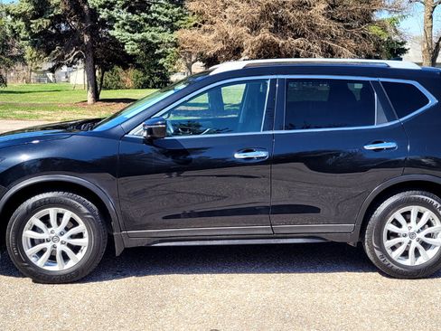 Used 2019 Nissan Rogue S w/ Special Edition Package image 3