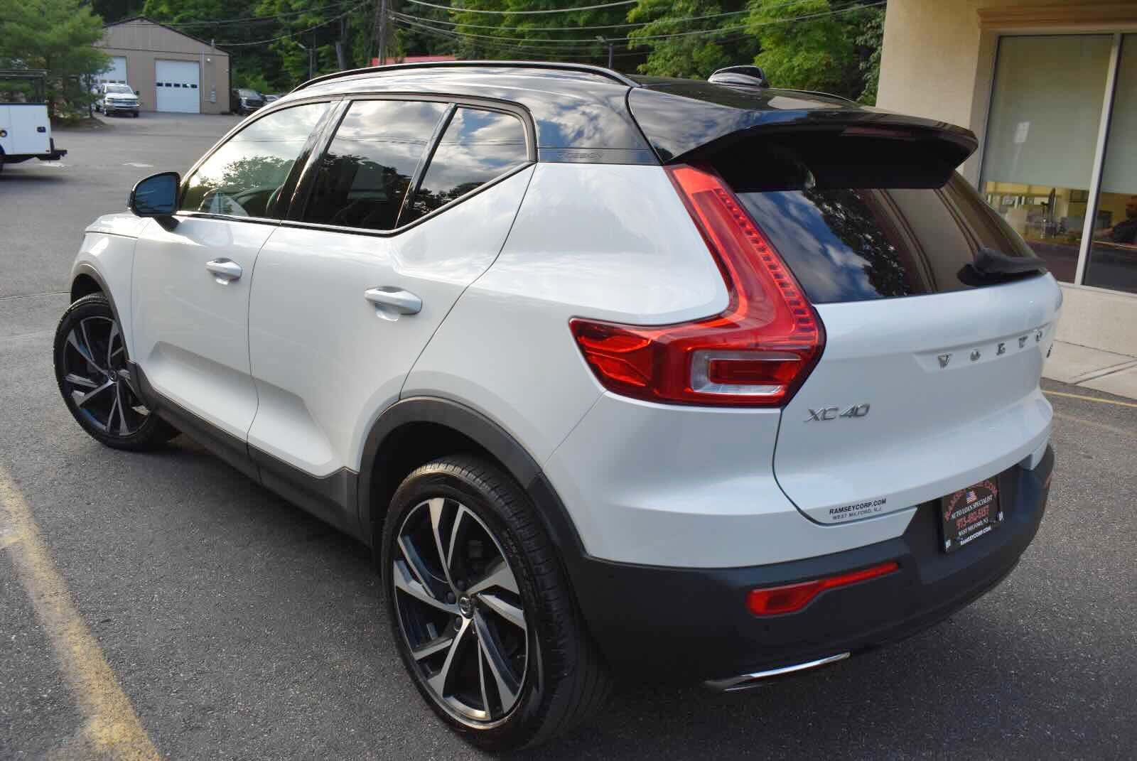 Used 2019 Volvo XC40 T5 R-Design AWD/4WD image 6