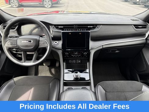 Used 2025 Jeep Grand Cherokee L Altitude AWD/4WD image 11