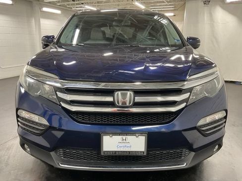 Certified 2017 Honda Pilot Touring image 3