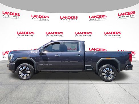 Used 2025 GMC Sierra 2500 Denali w/ Denali Reserve Package AWD/4WD image 6