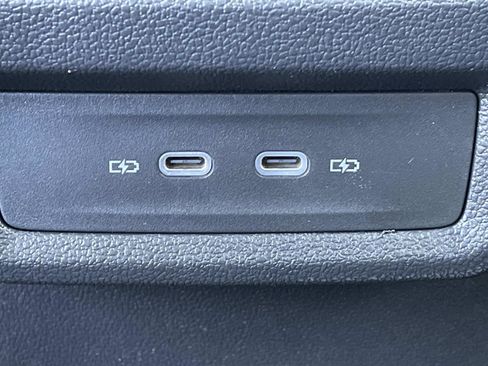 New 2026 Volkswagen Taos SEL AWD/4WD image 13
