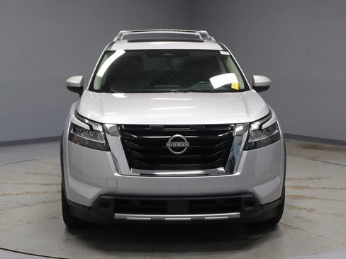Certified 2023 Nissan Pathfinder SL w/ SL Premium Package AWD/4WD image 7