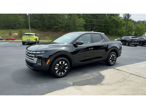 New 2025 Hyundai Santa Cruz SE image 4