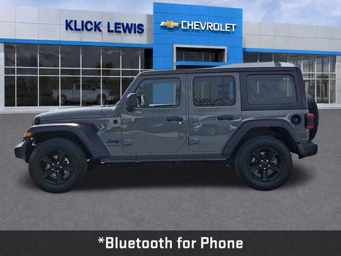 Used 2022 Jeep Wrangler Unlimited Sport image 4