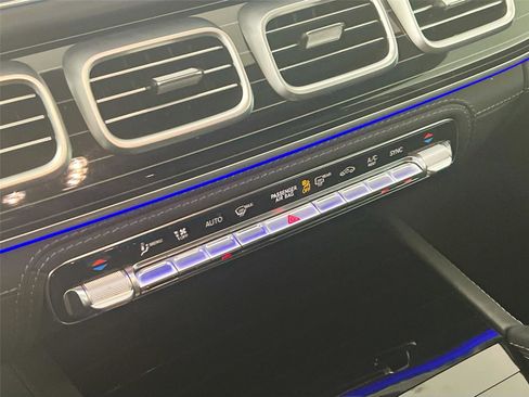 Certified 2024 Mercedes-Benz Maybach GLS 600 4MATIC image 14