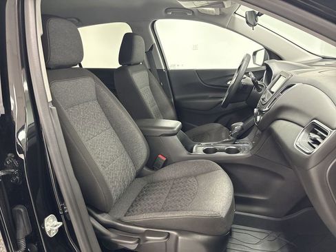 Used 2024 Chevrolet Equinox LT image 19