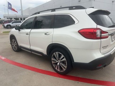 Used 2022 Subaru Ascent Touring AWD/4WD image 4