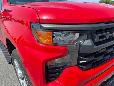 Used 2022 Chevrolet Silverado 1500 Custom w/ LPO, Dark Essentials Package AWD/4WD image 12