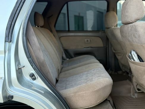 Used 2000 Toyota 4Runner SR5 AWD/4WD image 28