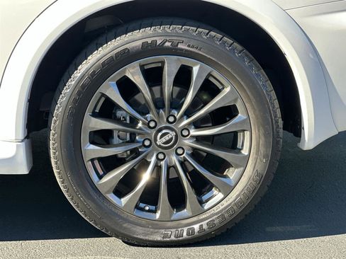 Used 2022 Nissan Armada Platinum w/ Captain's Chairs Package image 8