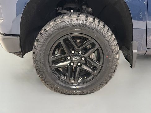 Used 2023 Chevrolet Silverado 1500 LT Trail Boss w/ Protection Package AWD/4WD image 31