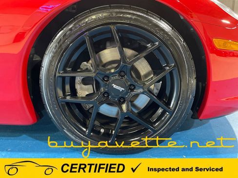 Used 2006 Chevrolet Corvette Coupe w/ Preferred Equipment Group RWD image 11