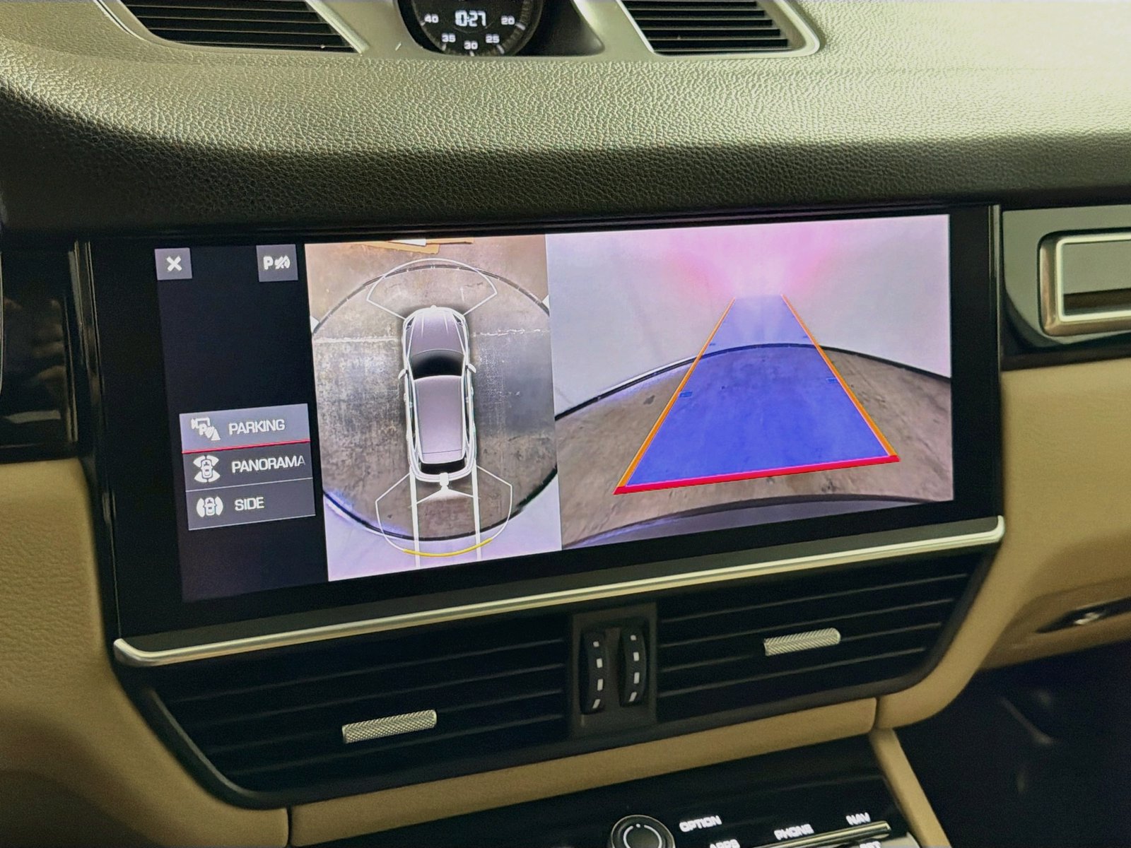 Used 2021 Porsche Cayenne S AWD/4WD image 17