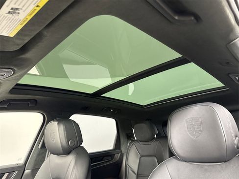 New 2025 Porsche Cayenne Turbo image 42