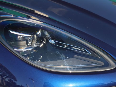 New 2026 Porsche Macan image 11