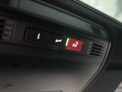 Certified 2023 Volkswagen Tiguan SE R-Line image 27