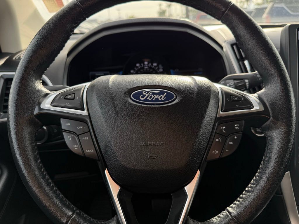 Used 2024 Ford Edge SEL AWD/4WD image 23